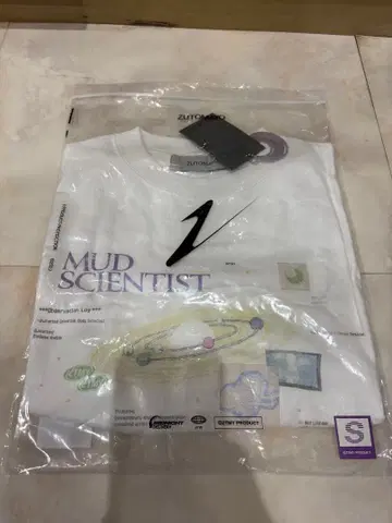 [ 미사용 새상품 ] ZUTOMAYO *MUD SCIENTIST 셔츠
