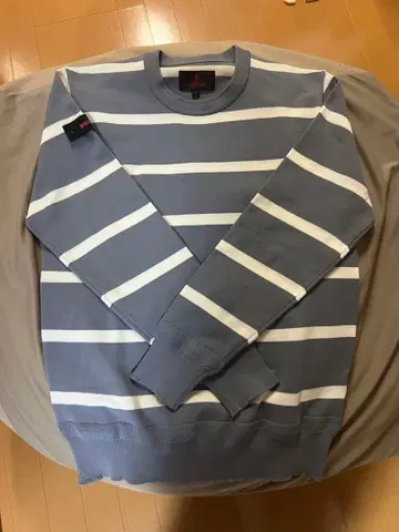 브리핑 보더 니트 S 크루넥