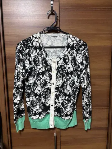 MARELLA 마레라 가디건 긴팔 M 사이즈