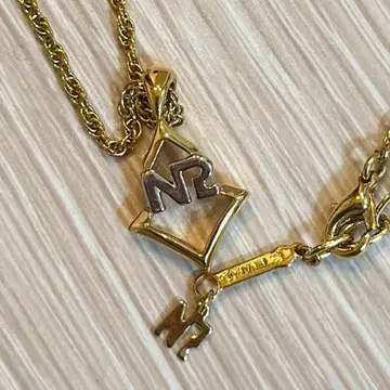 [ 새상품급 ] 니나리치 디자인 목걸이