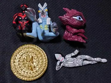 울트라맨 괴수 기다림 외계인 사우나 [ 5종 세트 ] [ 중고 ]