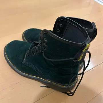 [크리스마스 컬러] 영국 화이트사 닥터마틴 스웨이드 UK5