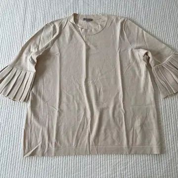 cos 코스 L 사이즈 베이지 프릴 소매 오부 소매 상의
