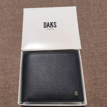 DAKS DP35118 네이비 이단 접이식 지갑