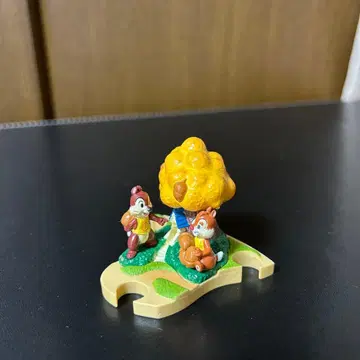 [레어] 투운타운 디오라마 피규어 칩과 데일의 트리 하우스