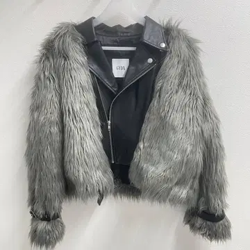 [ 새상품급 ] GYDA 제이다 레이어드 에코 퍼 라이더 자켓 그레이