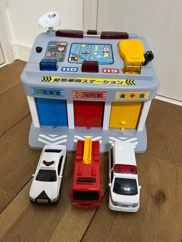 [새상품급] 긴급 차량 스테이션