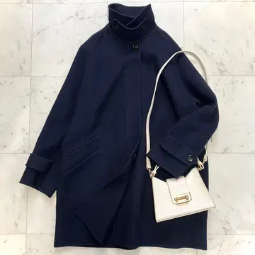 새상품급 프레임워크 리버벌 컬러 숏코트 네이비 36