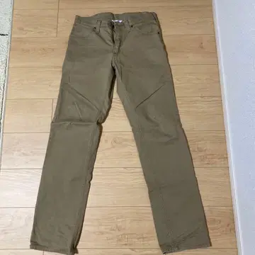 Wrangler 베이지 치노 팬츠 S
