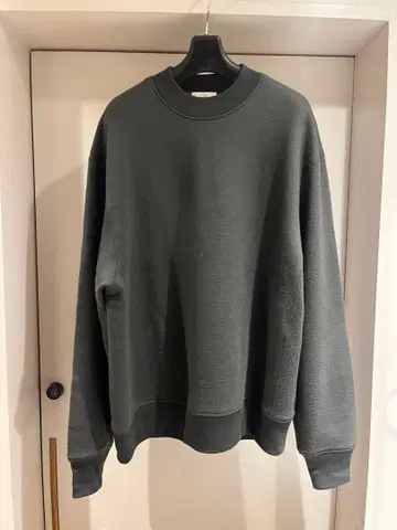 Cale 칼 슈퍼120 에어울 쭈리 맨투맨 3 카키