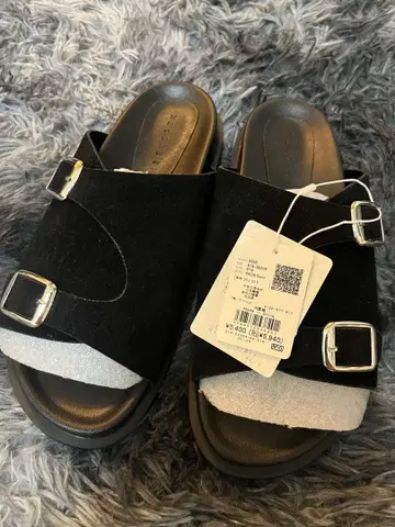 택 포함 미사용 새상품 블랙 스웨이드풍 샌들