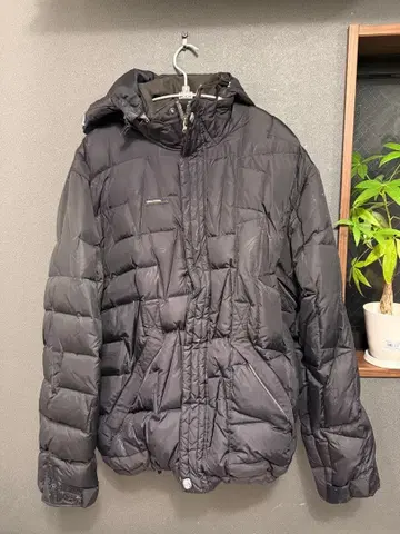 VOLCOM 블랙 다운 자켓 스노우보드 의류