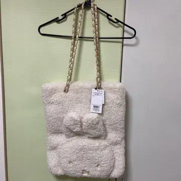 화이트 퍼 토트백