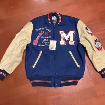 화이츠빌 바시티 자켓