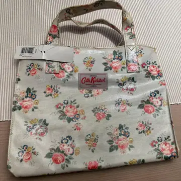 캐스 키드슨 박스백 화이트 플라워 프린트