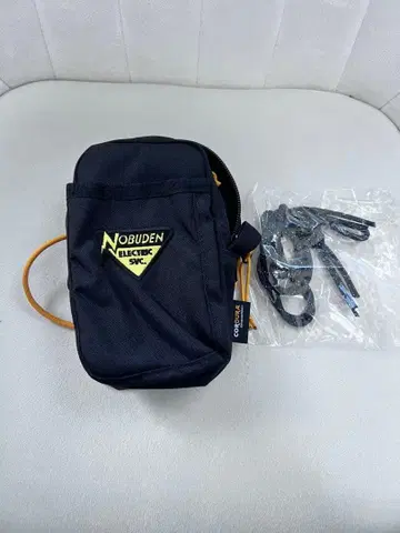 NOBUDEN 코듀라 블랙 바디백