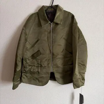 SILLIS 더블 페이스 새틴 레이어드 탱커 자켓 44