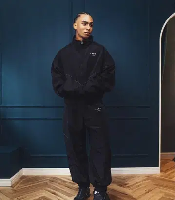 리프트 LYFT 블랙 나일론 자켓 팬츠 세트 L 사이즈