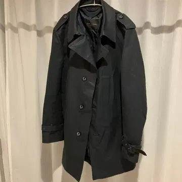 네이비 트렌치코트 버클 포함