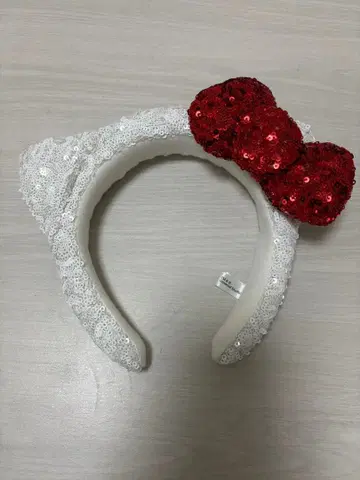 고양이 귀 머리띠 빨간색 리본 포함