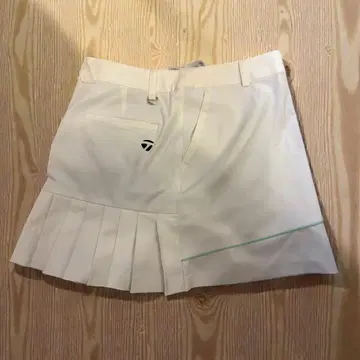 TaylorMade 테일러메이드 골프 화이트 스커트 여성용