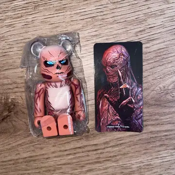 BE@RBRICK 베어브릭 시리즈51 STRANGER THINGS