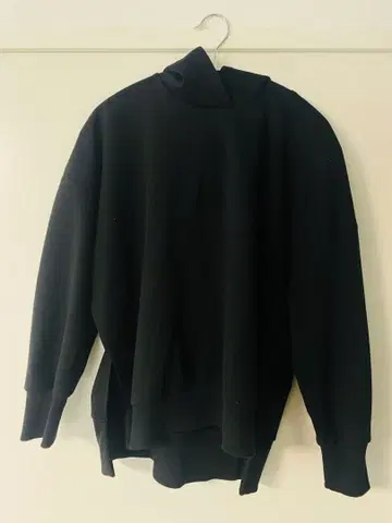 써니클라우드 블랙 후드티