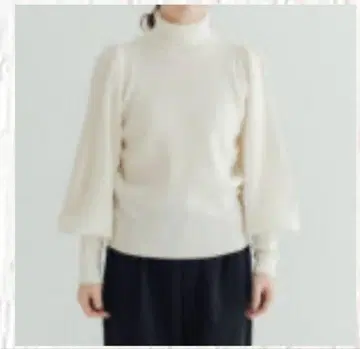 Ecru et pousse Gauze 터틀넥 니트 포원