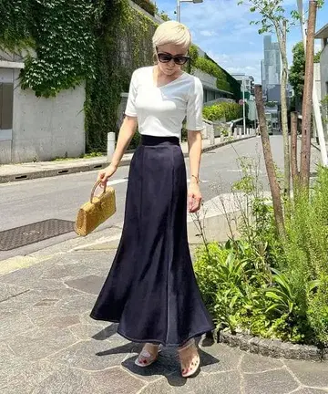 JENNE 새틴 머메이드 스커트