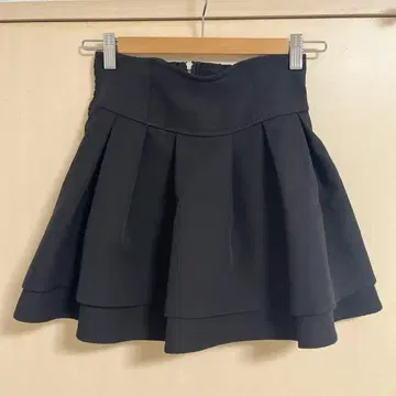 미셸 마카롱 슬림 레그 스커트 (이너 팬츠 포함) S