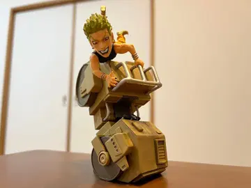 죠죠의 기묘한 모험 월드 콜렉터블 DIO 로드 롤러 피규어