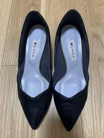DIANA 블랙 펌프스 23.0cm
