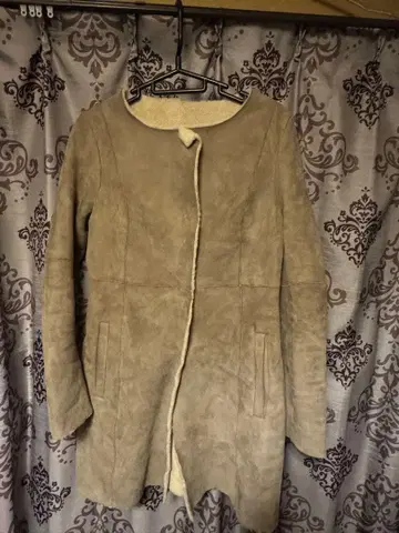 베이지 무스탕 코트 프론트 오픈 유나이티드 애로우즈