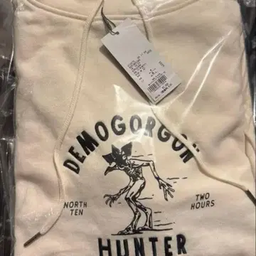 niko and - x Stranger things 후드티 L 사이즈