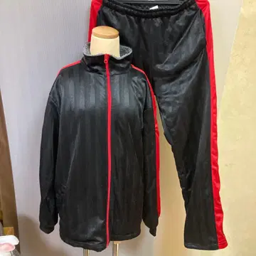 속기모 블랙/레드 스트라이프 저지 상하의 세트