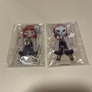 이어지는 아크릴 스탠드 사비토