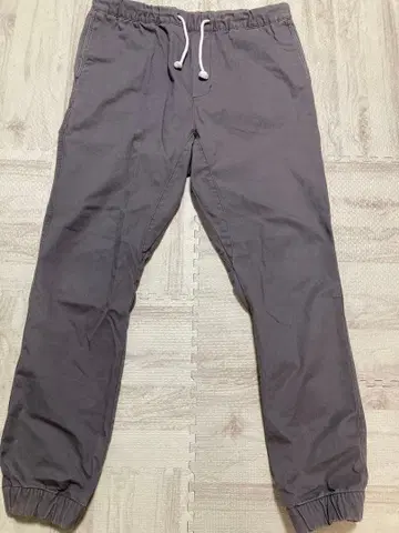 그레이 팬츠 DIVIDED EUR 32