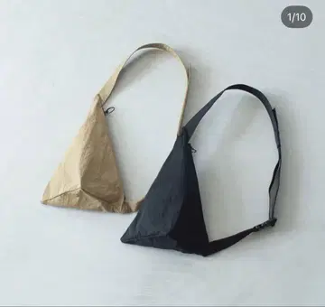 삼각형 디자인 사코슈 블랙 Pragment