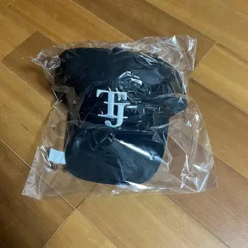 TravisJapan VIIsual 캡