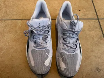 PUMA 트위치 러너(Twitch Runner) 러닝화