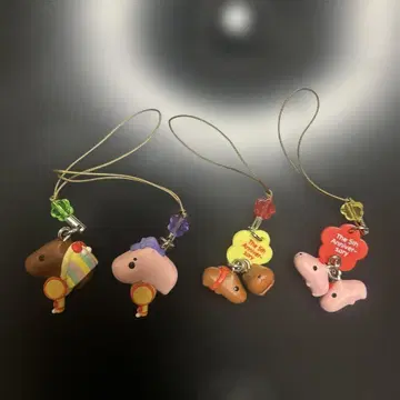 카피바라 씨 5th 기념일 4개 세트 스트랩