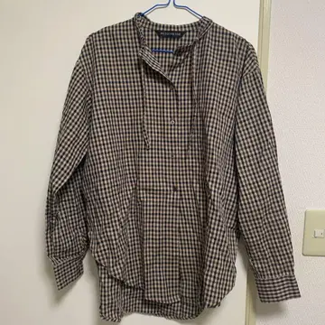 단 몇 회 착용만 mizuiroind 미즈이로 인드 노카라 셔츠