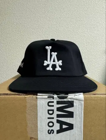 oMA STUDIOS LA BONES HAT BLACK