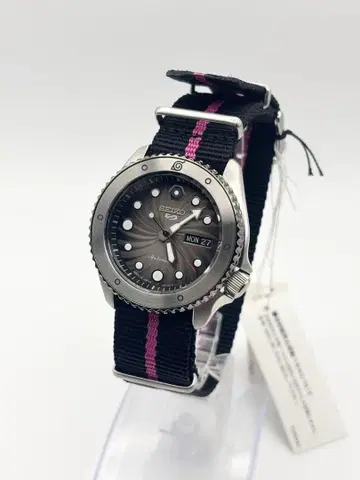 미사용 세이코5 스포츠 SBSA087 나루토 한정판 6500개