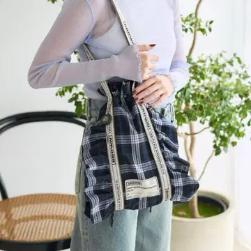 FREAK'S STORE / BROWN THEATRE PRODUCTS