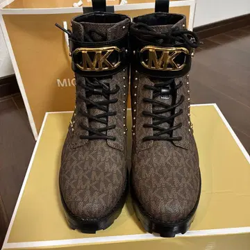 마이클코어스 부츠 새상품 5.5