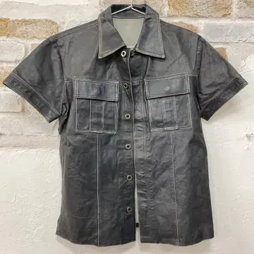 새상품급 소가죽 5351 블랙 레어 가죽 반팔 L