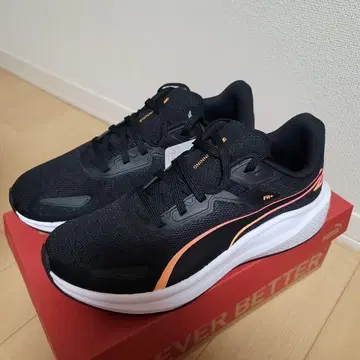 PUMA 러닝화 블랙/오렌지 미사용 새상품 26.5cm