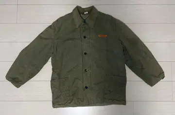 올리브색 밀리터리 자켓