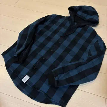 DESCENDANT 체크 후드티